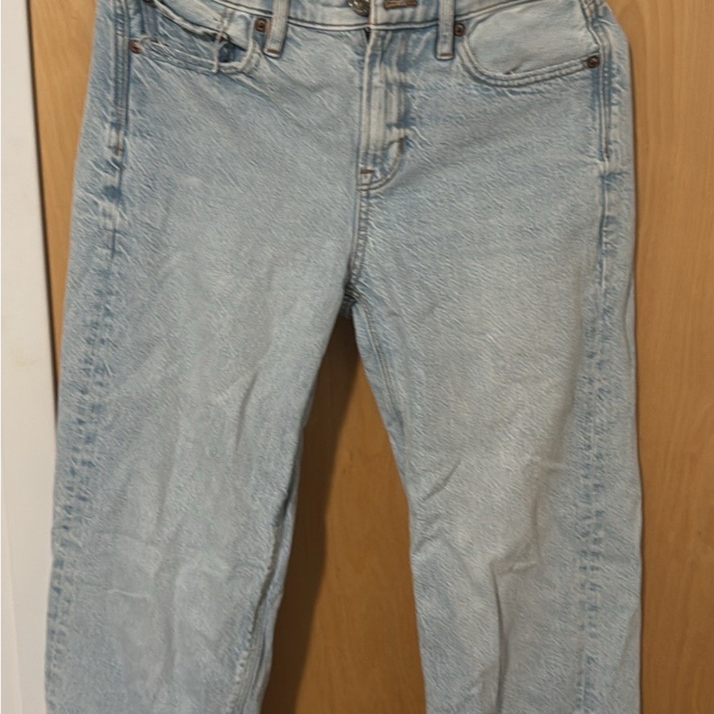 American Eagle Outfitters Light Wash Straight Leg Jeans